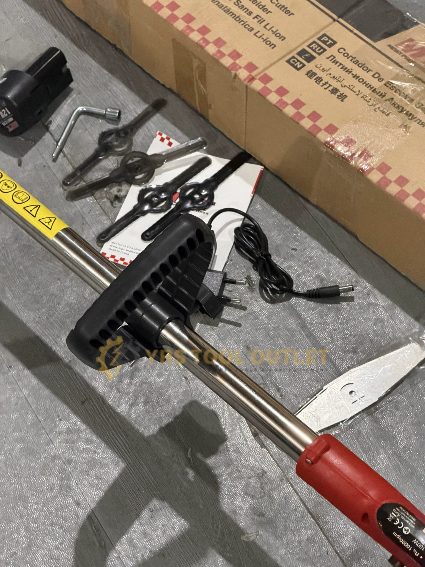 Cordless Brush Cutter MPT MCBC1201.B2-ECO